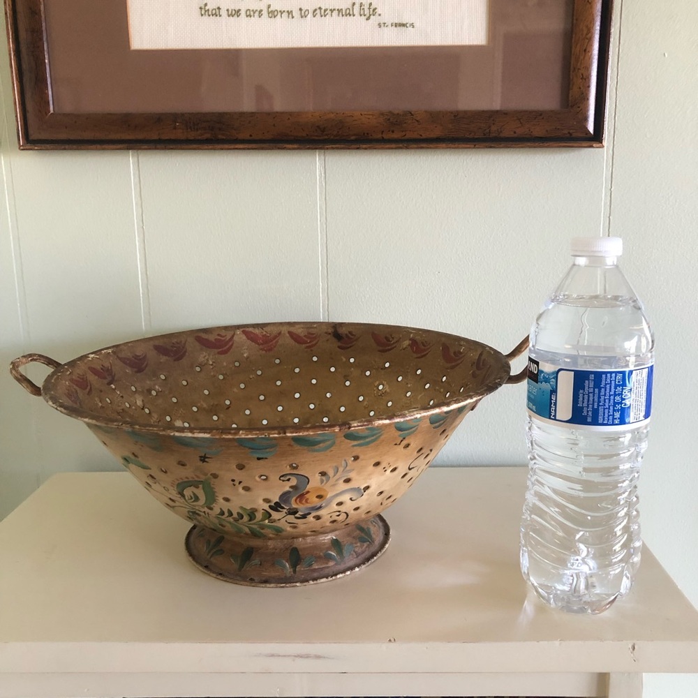 Farmhouse - Vintage Painted Colander-Folk Art - Picture 7 of 12